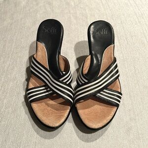 Sofft Black Leather Strappy Sandals
